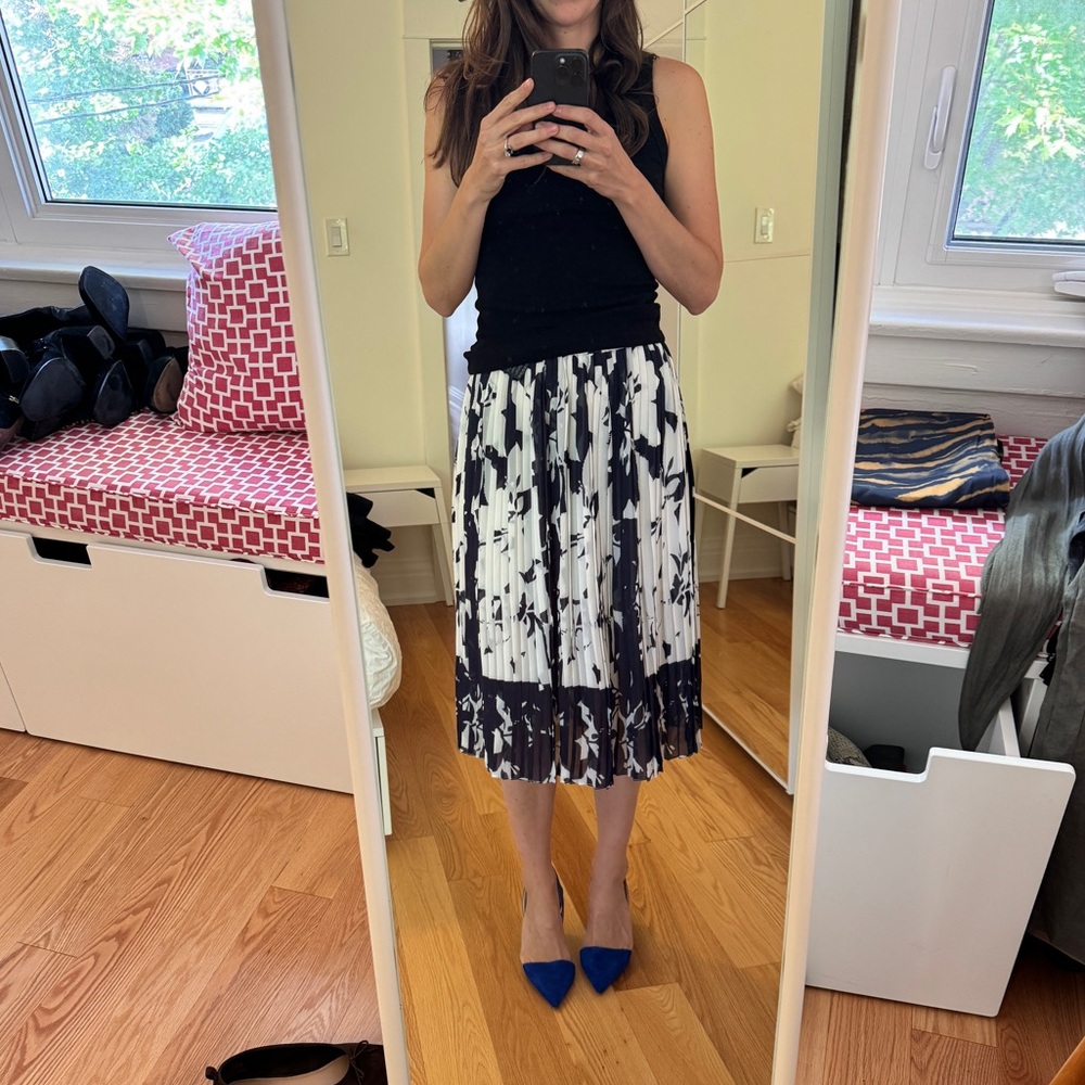 Club Monaco Blue and White Floral Midi Skirt